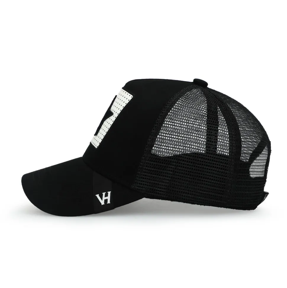 Store EPIC 3 HAT Trucker Hats