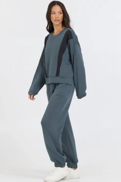 Shop Mountain Grey/Black Colorblock Insert Cloud Fleece Crew All Tops